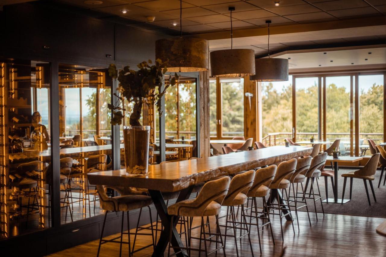Hotel Du Bollenberg - Restaurant "Cote Plaine" - Spa De La Colline Westhalten Eksteriør billede